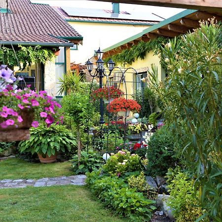 Ferienwohnung Koppi Pamhagen Exteriör bild