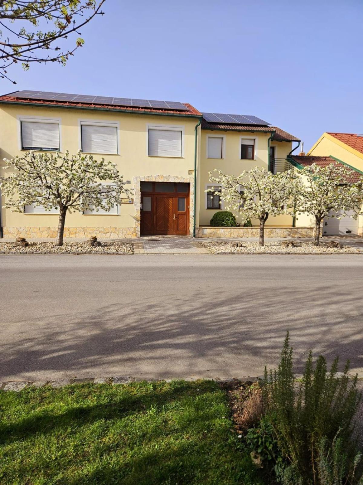 Ferienwohnung Koppi Pamhagen Exteriör bild